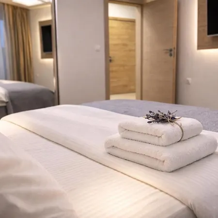 Delux 1 - луксозен с паркинг Appartement Plovdiv