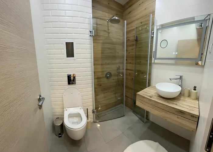 Delux 1 - луксозен с паркинг