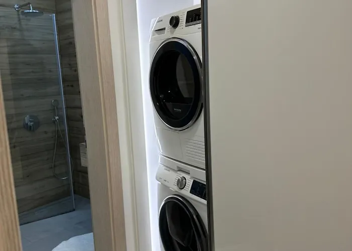 Delux 1 - луксозен с паркинг *